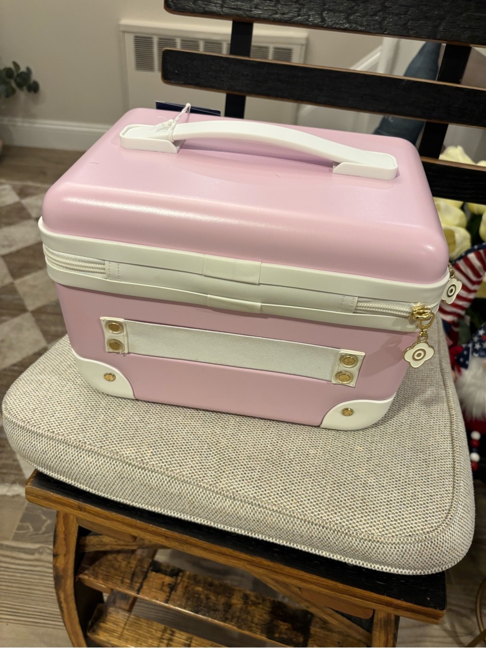 Roller Rabbit Pink Vanity Case with Orange Ribbon Accent NWT - Picture 9 of 10